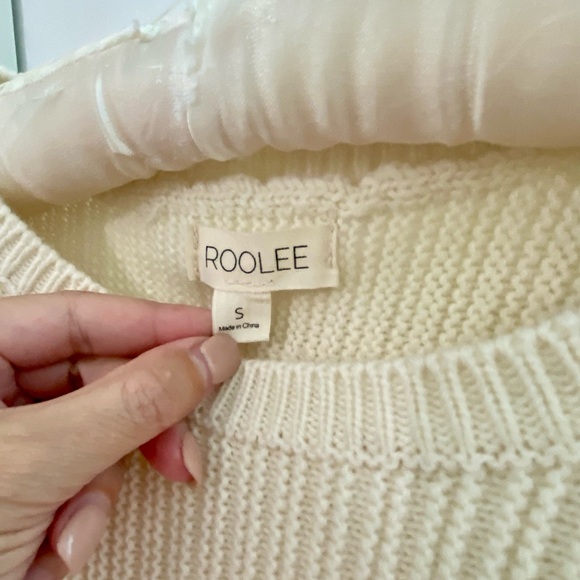 Roolee sweater β€οΈ - Picture 3 of 4
